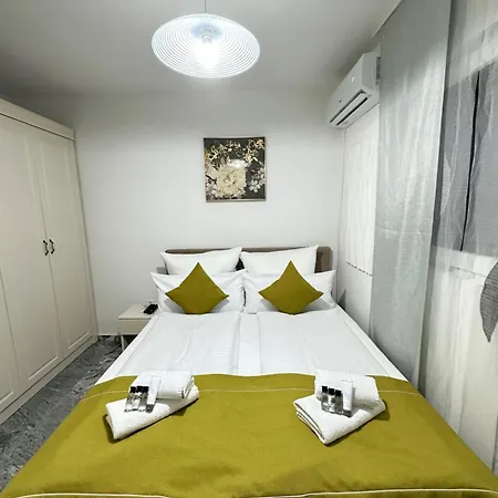 La Familia * 希贝尼克