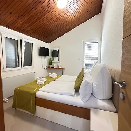 La Familia Lejlighed Šibenik