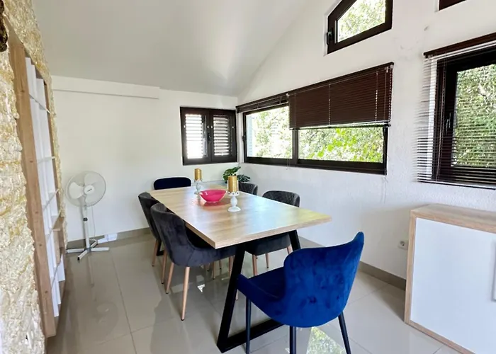 La Familia * Šibenik